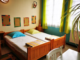 Chambre n° 6 La Caraïbe - étage - 2 lits simples
